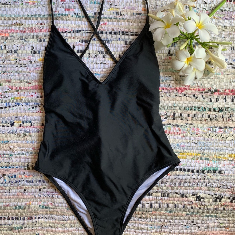 Basic cross back one piece